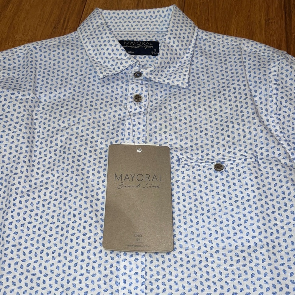 Mayoral boys long sleeved button down Oxford shirt with leaf print size 9 NWT